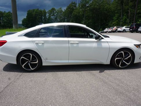 Used 2022 Honda Accord Sport image 21