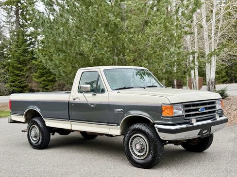 Used 1990 Ford F250 XL 2dr 4WD Standard Cab LB HD image 1