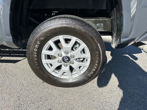 Used 2024 Toyota Tacoma SR5 AWD/4WD image 14