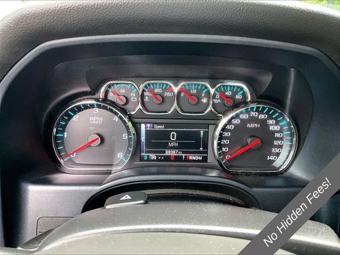 Used 2015 Chevrolet Silverado 1500 LT w/ LT Convenience Package AWD/4WD image 19