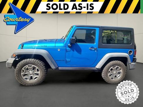 Used 2016 Jeep Wrangler Rubicon w/ Power Convenience Group AWD/4WD image 4