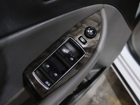 Used 2015 Chevrolet Impala LT w/ Convenience Package FWD image 16
