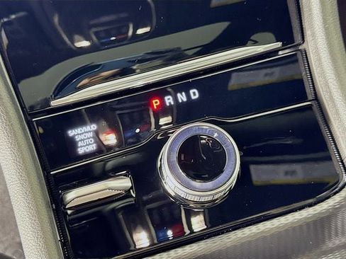 New 2025 Jeep Grand Cherokee L Limited w/ Luxury Tech Group II image 20