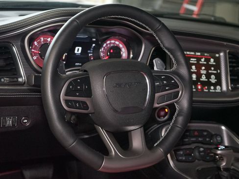 Used 2023 Dodge Challenger SRT Hellcat RWD image 6