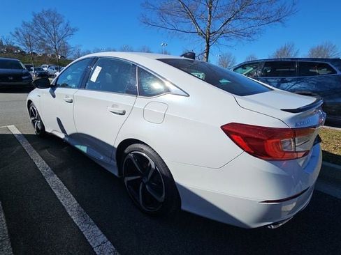 Used 2022 Honda Accord Sport image 5