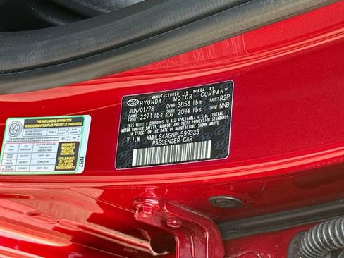 Used 2023 Hyundai Elantra SEL w/ Convenience Package image 31