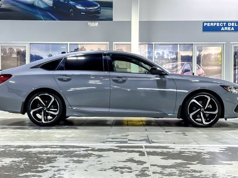 Used 2021 Honda Accord Sport Special Edition image 7
