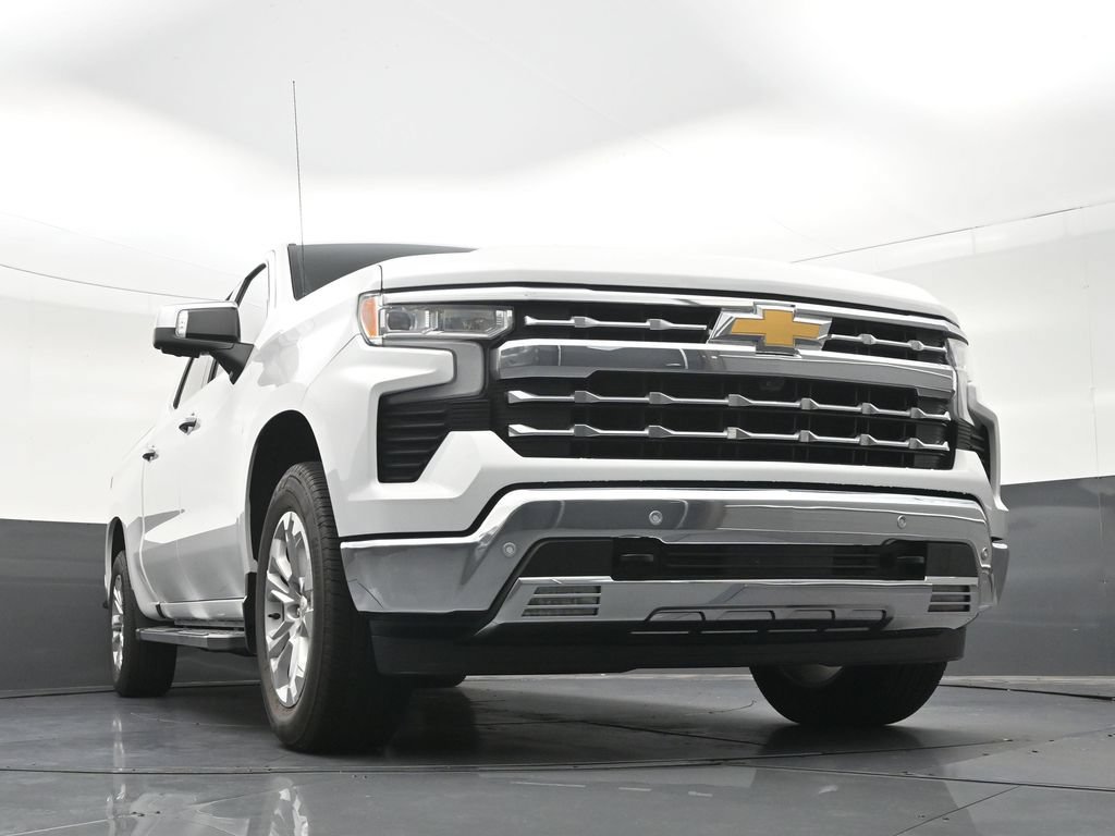 Used 2025 Chevrolet Silverado 1500 LTZ w/ Technology Package RWD image 29