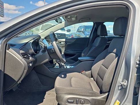 Used 2024 Chevrolet Malibu LT FWD image 10