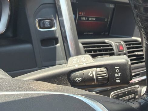 Used 2016 Volvo XC60 T5 Premier w/ Proximity Package FWD image 24