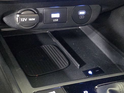 Certified 2025 Hyundai Elantra Sport FWD image 28