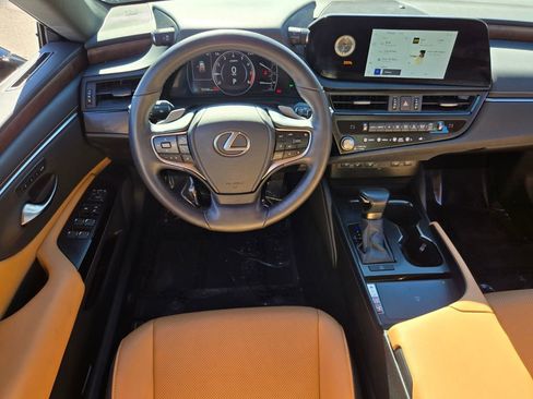 Used 2024 Lexus ES 350 350 w/ Premium Package image 11