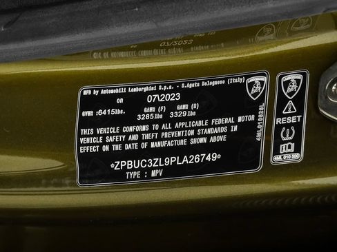 Used 2023 Lamborghini Urus Performante AWD/4WD image 78