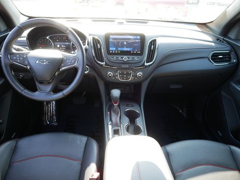Used 2022 Chevrolet Equinox RS w/ RS Leather Package image 10