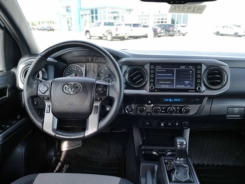 Used 2023 Toyota Tacoma TRD Off-Road AWD/4WD image 28