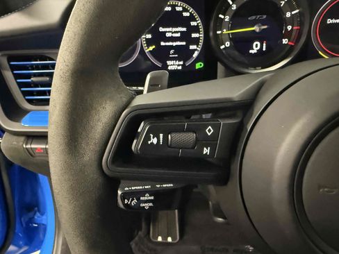 Used 2022 Porsche 911 GT3 RWD image 44