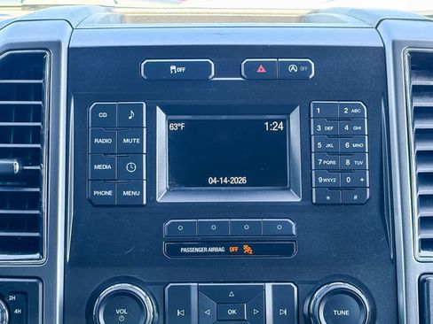 Used 2017 Ford F150 XLT image 13