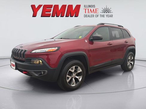 Used 2015 Jeep Cherokee Trailhawk w/ Comfort/Convenience Group image 3