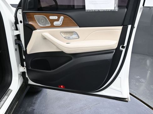 Used 2022 Mercedes-Benz GLE 350 w/ Premium Package image 40