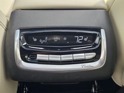 Certified 2023 Cadillac XT6 Sport AWD/4WD image 17