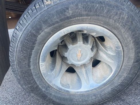 Used 2025 Chevrolet Silverado 3500 LT w/ Convenience Package image 15