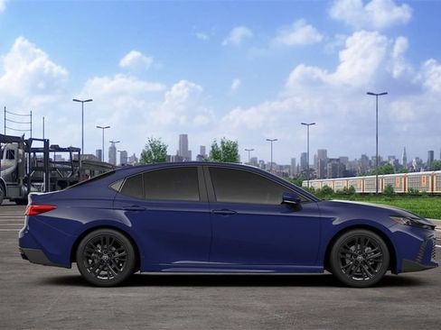 New 2026 Toyota Camry SE image 12