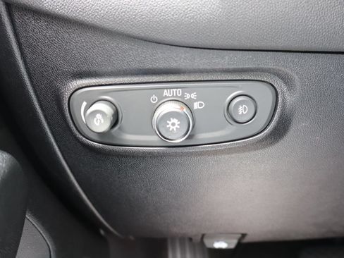 Used 2019 Chevrolet Equinox Premier AWD/4WD image 16