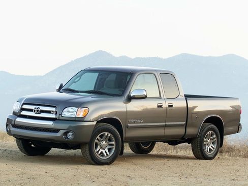 Used 2004 Toyota Tundra SR5 image 1