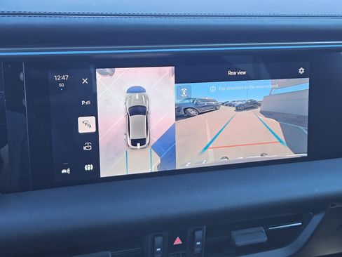 Certified 2024 Porsche Macan 4 Electric image 18