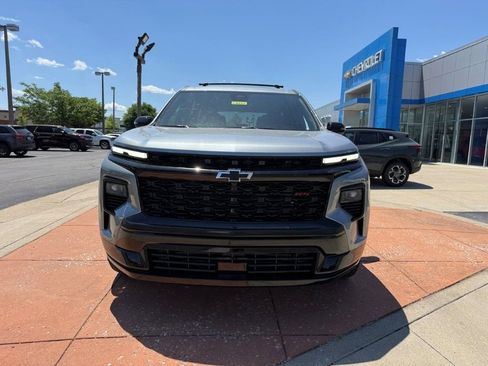 New 2026 Chevrolet Traverse RS FWD image 2