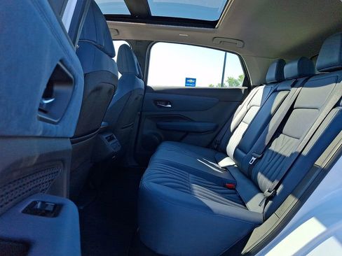 Certified 2024 Nissan Ariya AWD image 10
