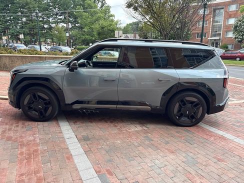 Used 2024 Kia EV9 GT-Line AWD/4WD image 6