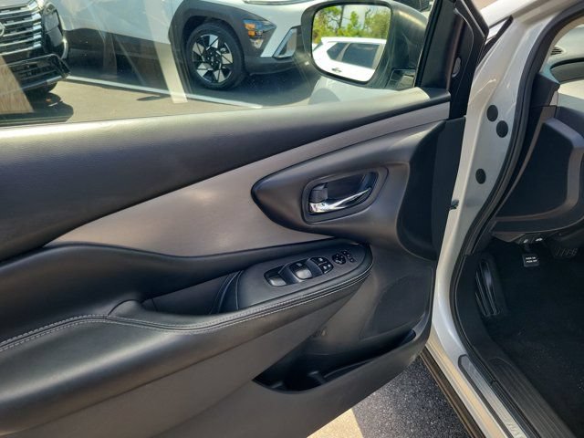 Certified 2023 Nissan Murano SV FWD image 19