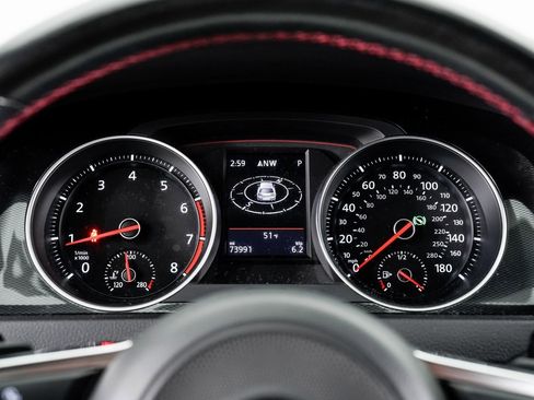 Used 2017 Volkswagen Golf S image 15