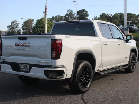 Used 2024 GMC Sierra 1500 Elevation AWD/4WD image 7