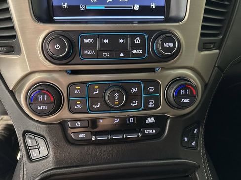 Used 2018 GMC Yukon XL Denali w/ Open Road Package AWD/4WD image 23