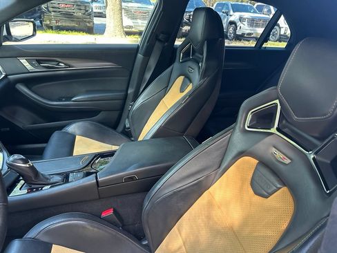 Used 2019 Cadillac CTS V w/ Carbon Fiber Package RWD image 9