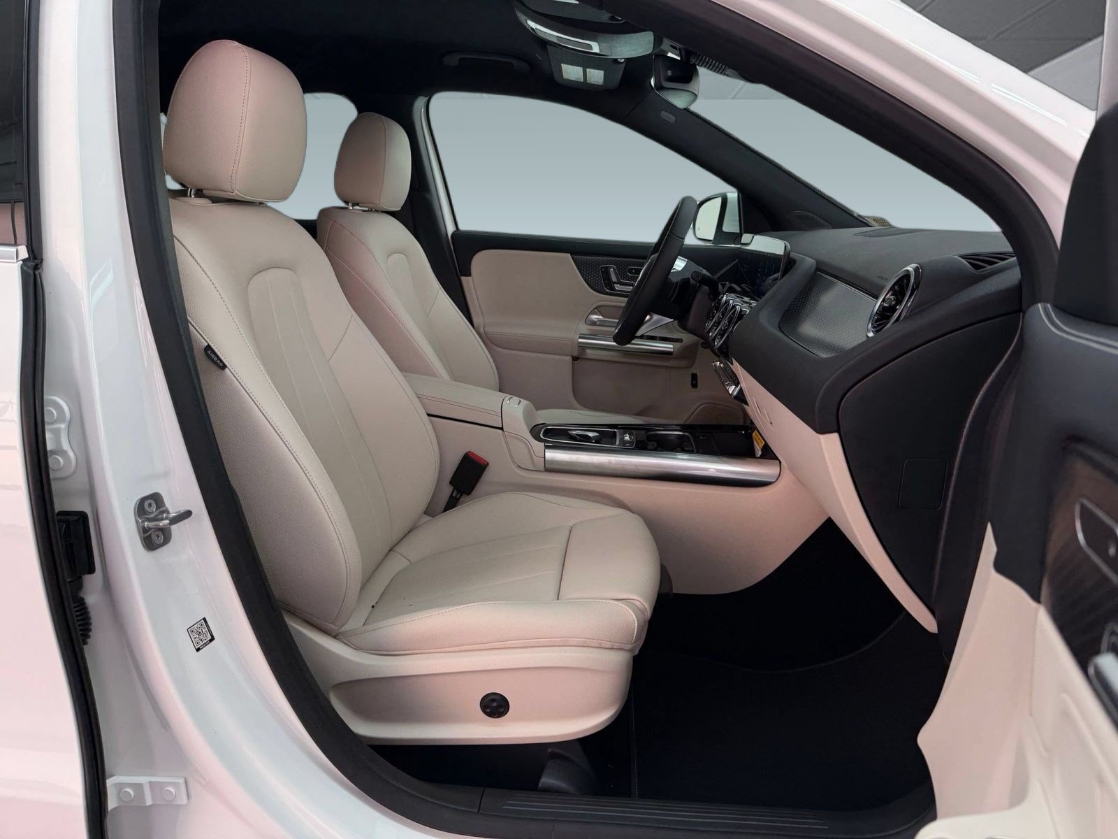 New 2026 Mercedes-Benz GLA 250 image 22