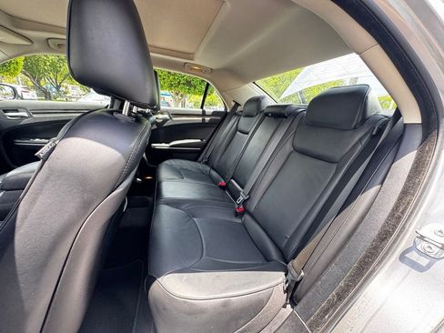 Used 2016 Chrysler 300 C w/ Light Group AWD/4WD image 14