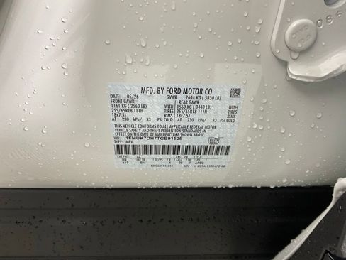 New 2026 Ford Explorer Active RWD image 28