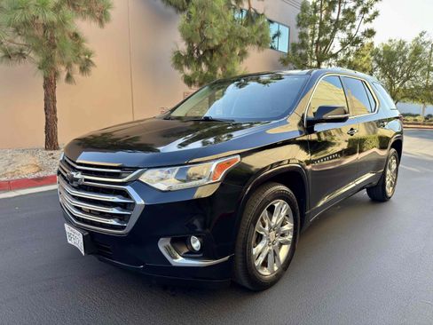 Used 2018 Chevrolet Traverse High Country w/ LPO, Cargo Package AWD/4WD image 3