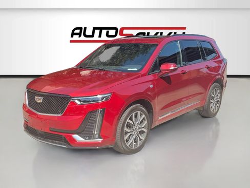 Used 2021 Cadillac XT6 Sport w/ Platinum Package AWD/4WD image 3