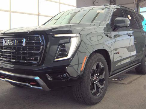 Used 2025 GMC Yukon AT4 w/ AT4 Premium Plus Package AWD/4WD image 1