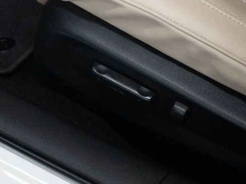 Used 2017 Honda Civic Touring image 15