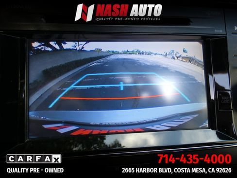 Used 2018 Toyota Avalon XLE Premium w/ Preferred Accessory Package FWD image 24
