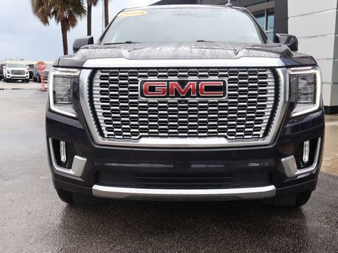 Used 2024 GMC Yukon Denali w/ Advanced Technology Package AWD/4WD image 3
