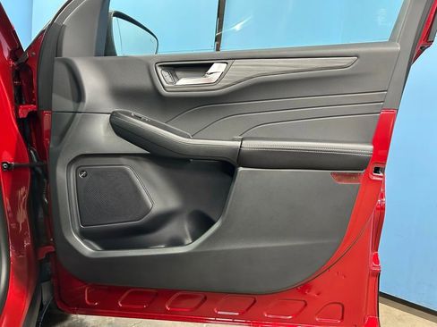 New 2026 Ford Escape Platinum w/ Premium Technology Package image 51