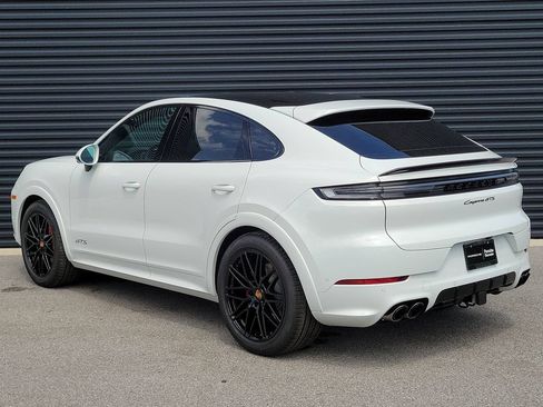New 2026 Porsche Cayenne GTS AWD/4WD image 3