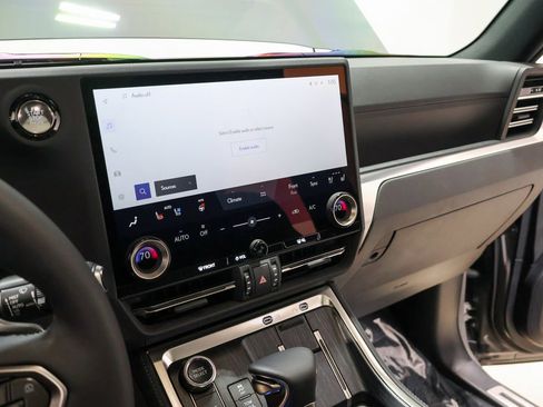 Used 2026 Lexus GX 550 w/ Accessory Package (2T) image 31