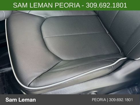 New 2026 Chrysler Pacifica Limited w/ S Appearance Package image 19